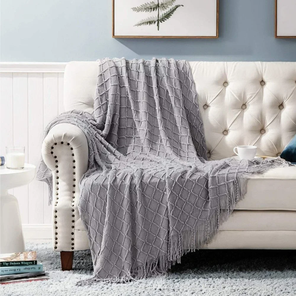 NEW VALENTINES Day GIFT Throw Blanket 50"x60" accent decor Knit gray wrap shawl - Picture 3 of 6
